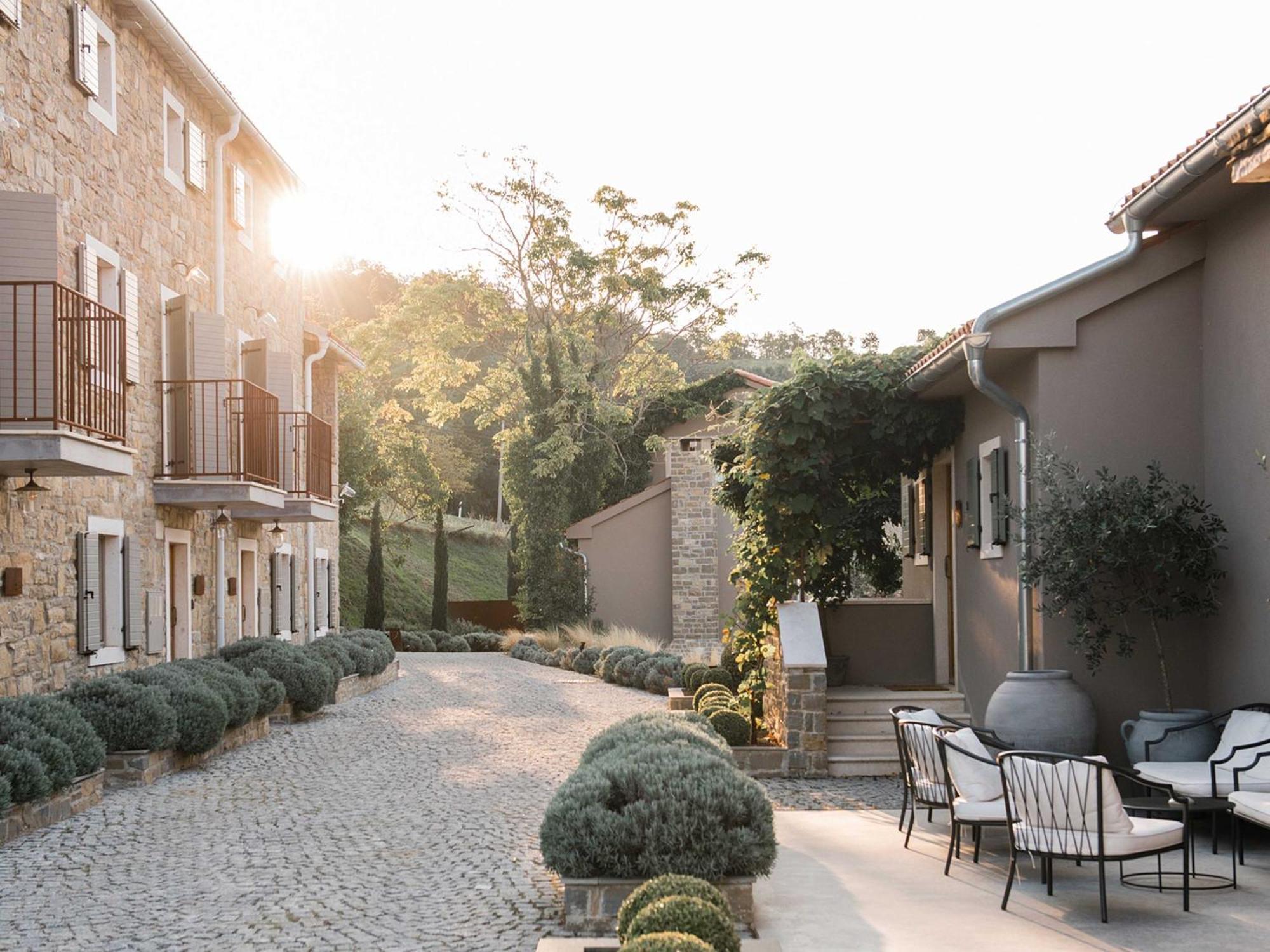 San Canzian Hotel & Residences - Small Luxury Hotels Of The World Buje Kültér fotó