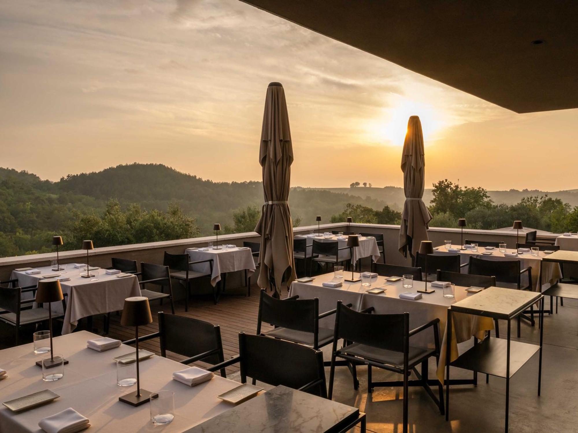 San Canzian Hotel & Residences - Small Luxury Hotels Of The World Buje Kültér fotó